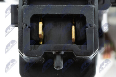 Broasca usa fata stanga Dacia Duster, cu 2 pini